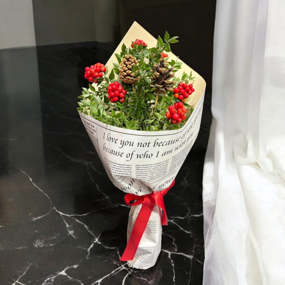 Kokina & Doğal Kozalak Buketi – Kışın Zarif Buluşması