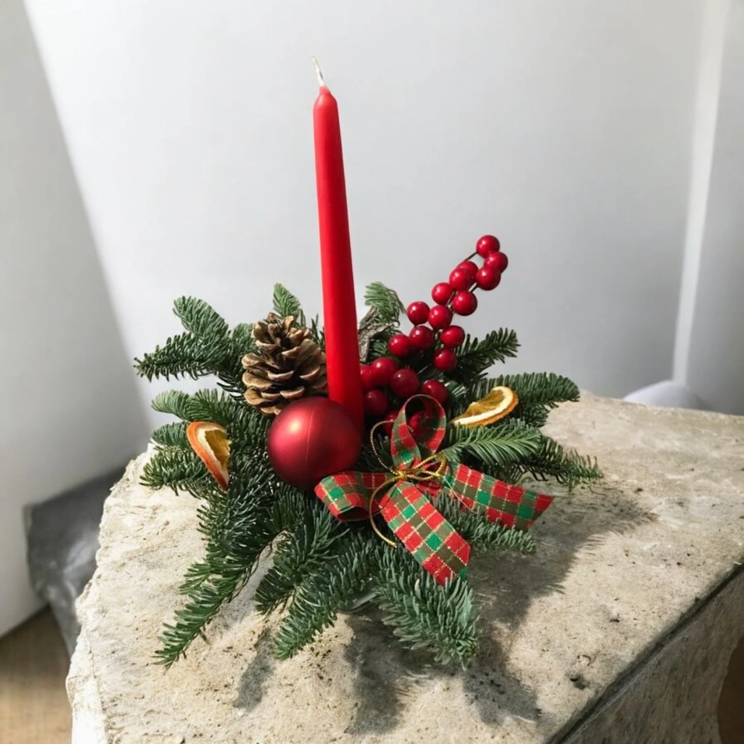 Red Classic Yılbaşı Mumlu Mini Aranjman