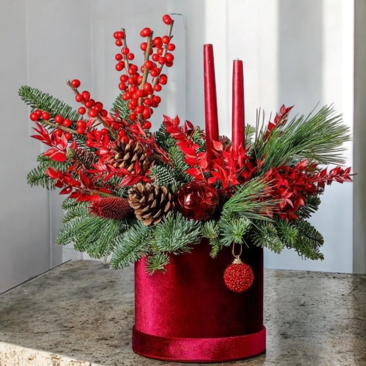 Red Velvet Luxe Yılbaşı Aranjmanı