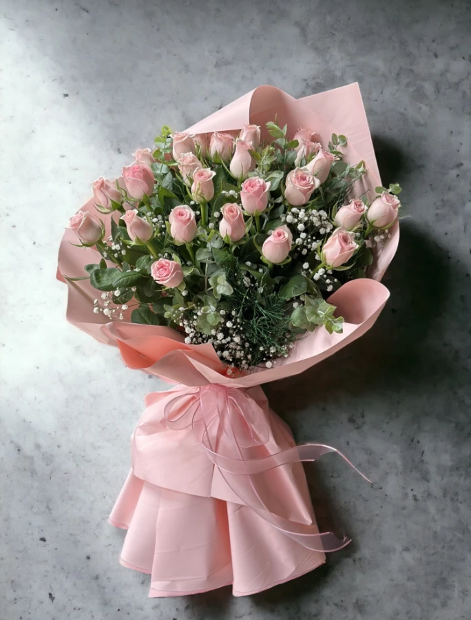 Pembe Gül Zarafeti Buketi