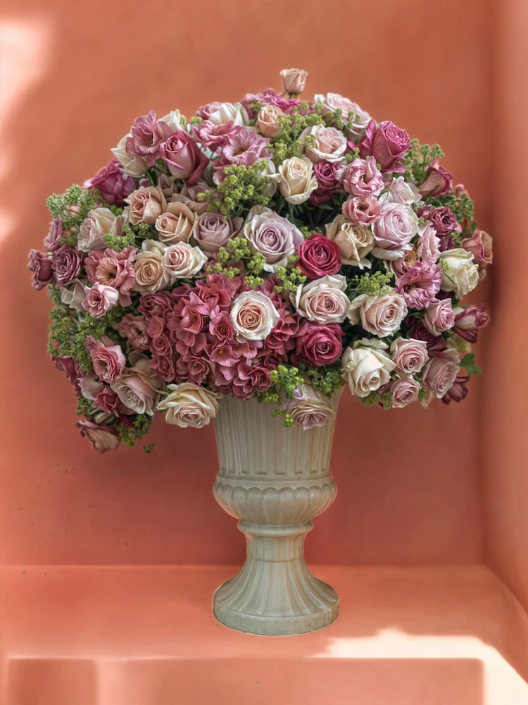 Pudra Güller ve Lisyantus Zarafeti Aranjmanı