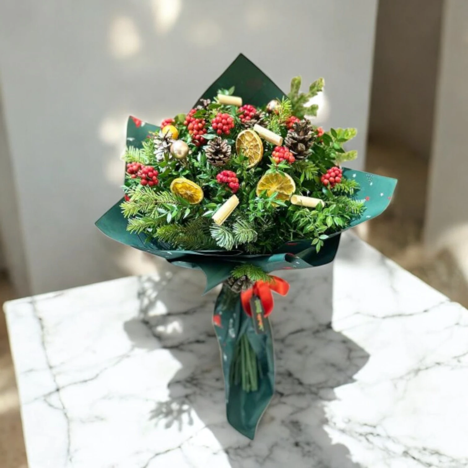 Kokina & Kozalak Kış Masalı Buketi – Forest Elegance